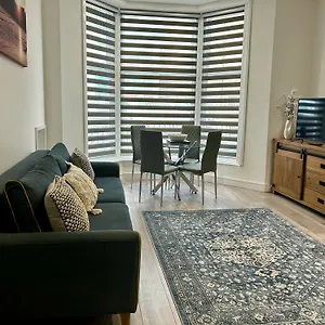  Apartment Sandleigh