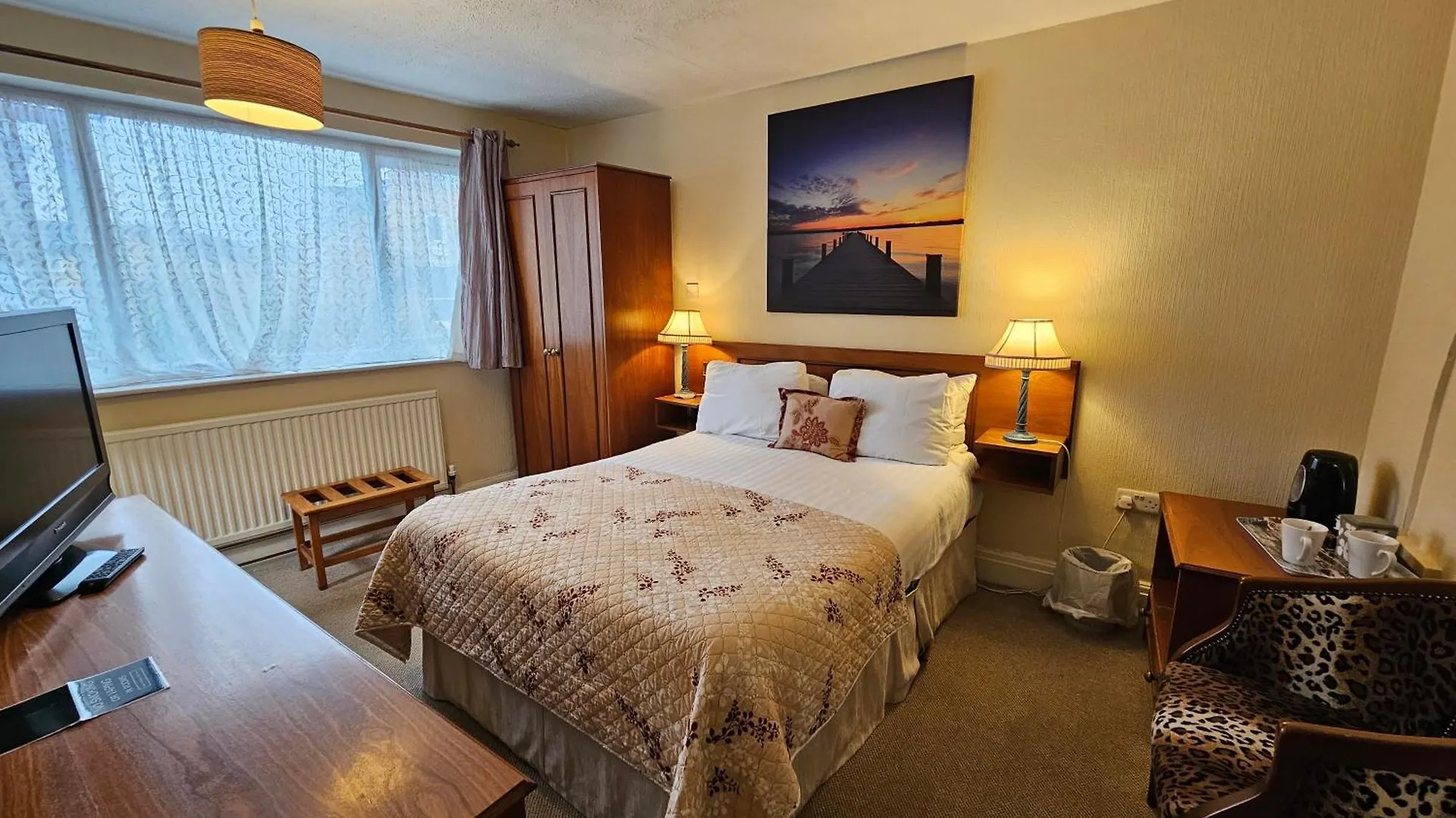 Rivelyn Hotel Bar & Restaurant Scarborough
